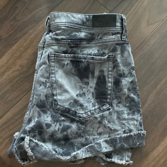 Hollister denim shorts - Picture 1 of 2